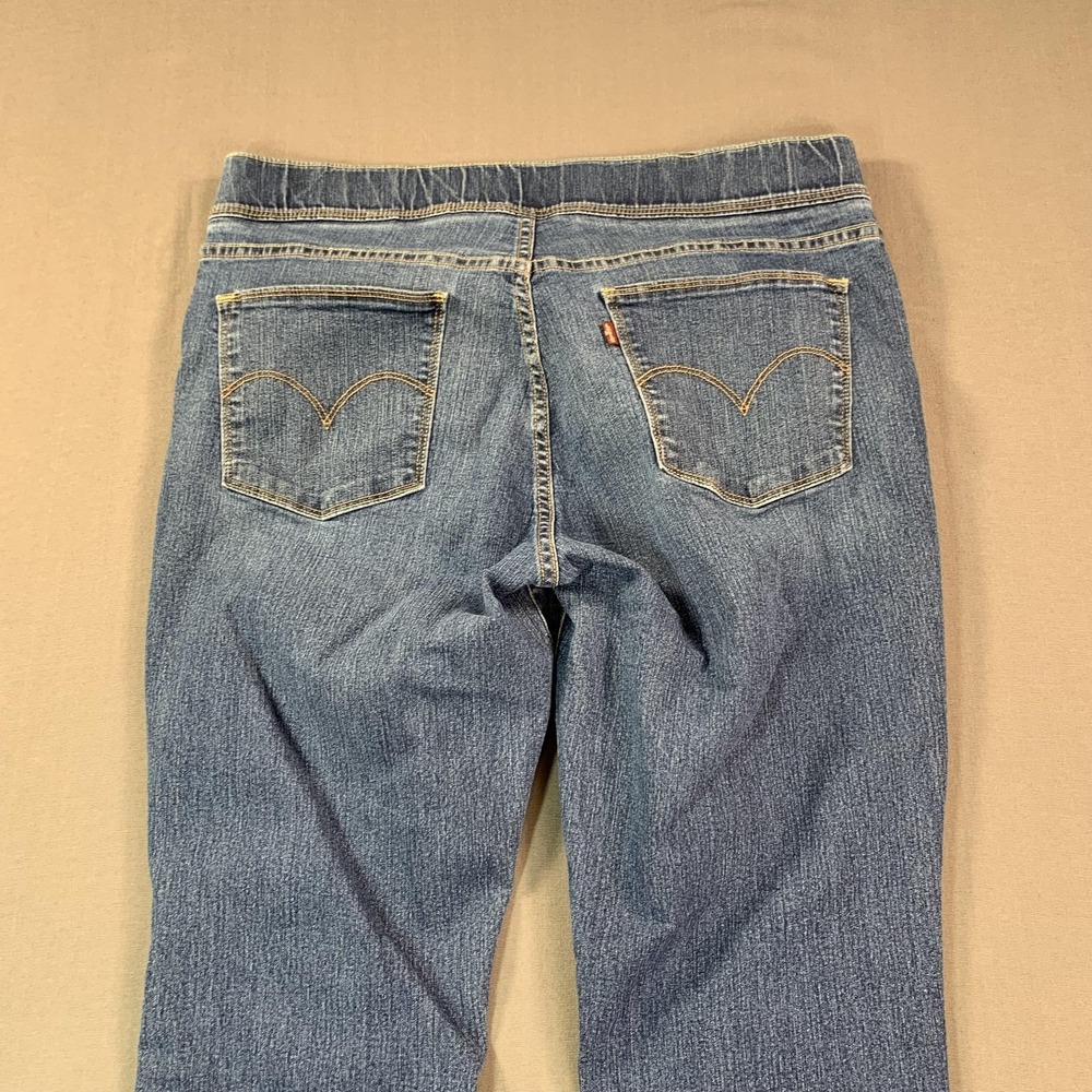 Levi's Jeans Womens 16 Blue Mid Rise Pull On Straight Stretch Denimโ 36x29